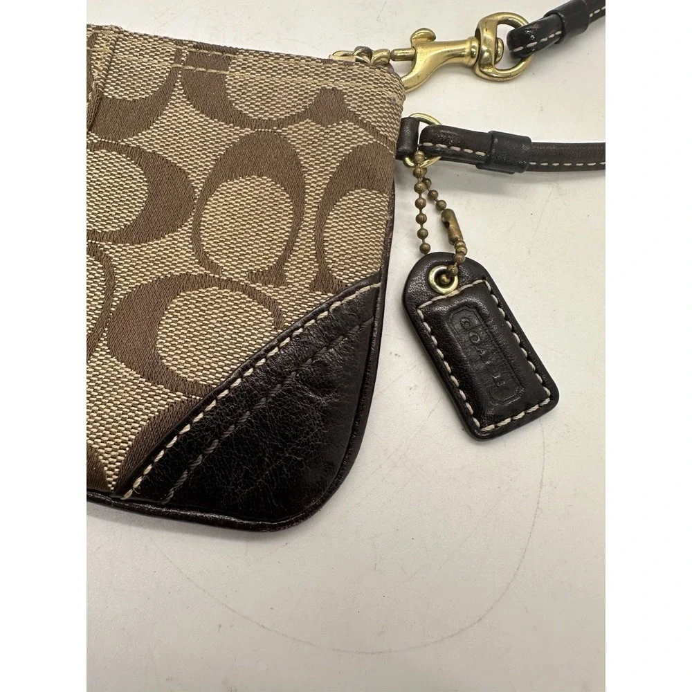 Coach Signature Jacquard Wristlet Brown Khaki Small Zip Pouch‎ EUC